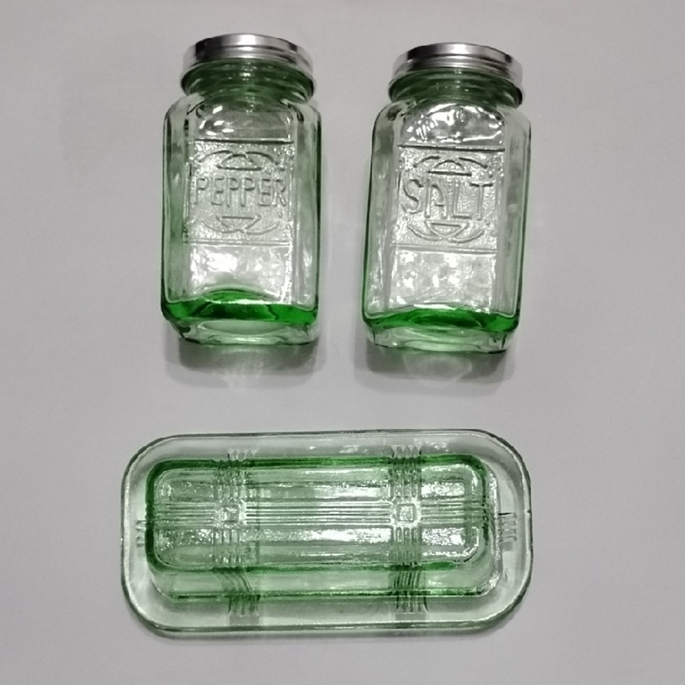Green Glass Salt and Pepper Shakers with Tray
